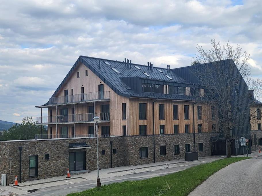 Krasny Apartman Refrino Janské Lázně Exterior foto
