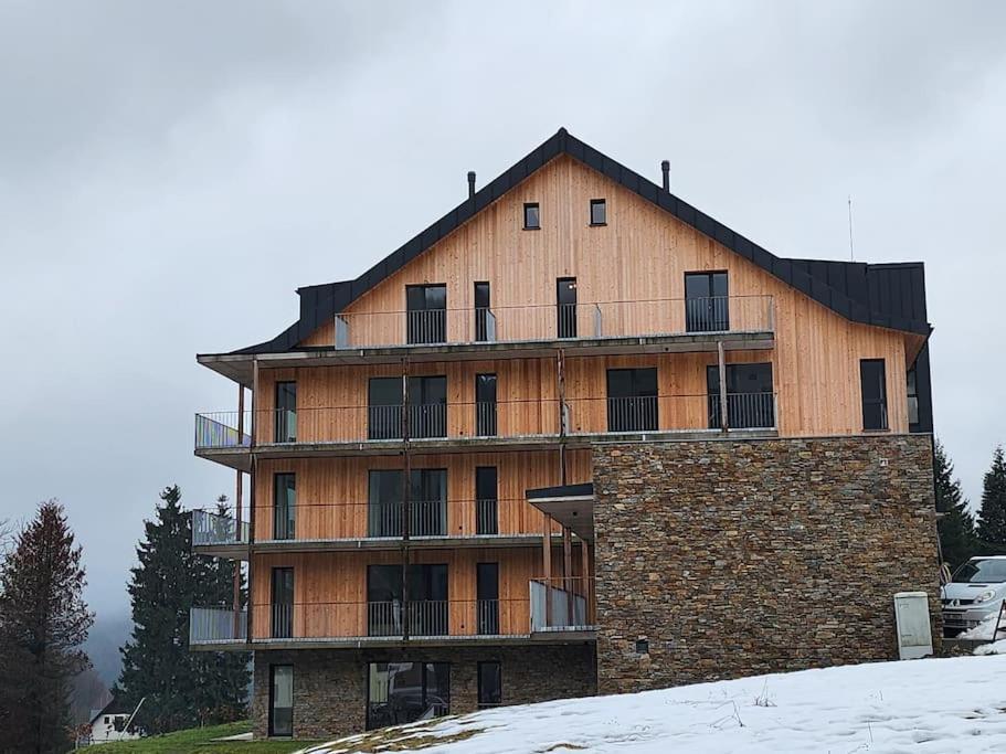 Krasny Apartman Refrino Janské Lázně Exterior foto